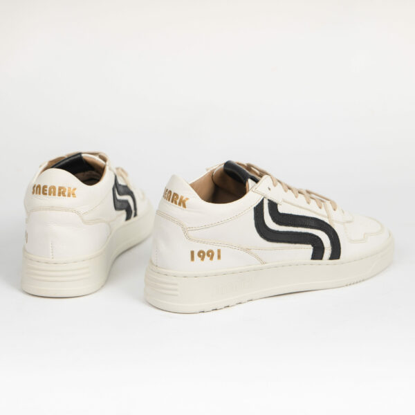 Total White - immagine 2